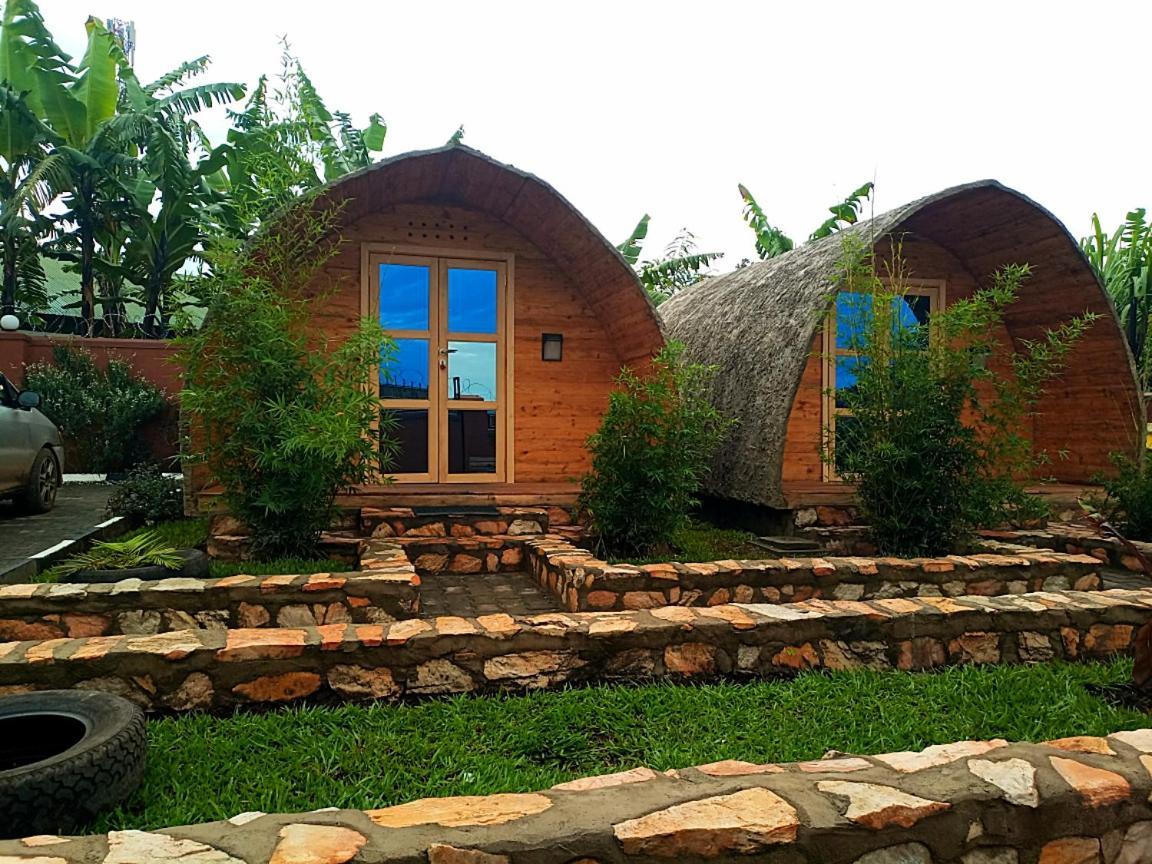 Mandari Eco Pods - Fort Portal Hotell Eksteriør bilde